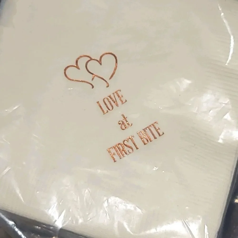 Dessert napkins